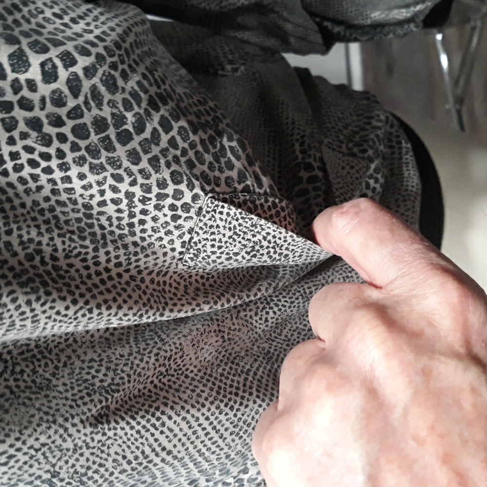 Robert Stock Python Print Silk Jacket. Small - image 5